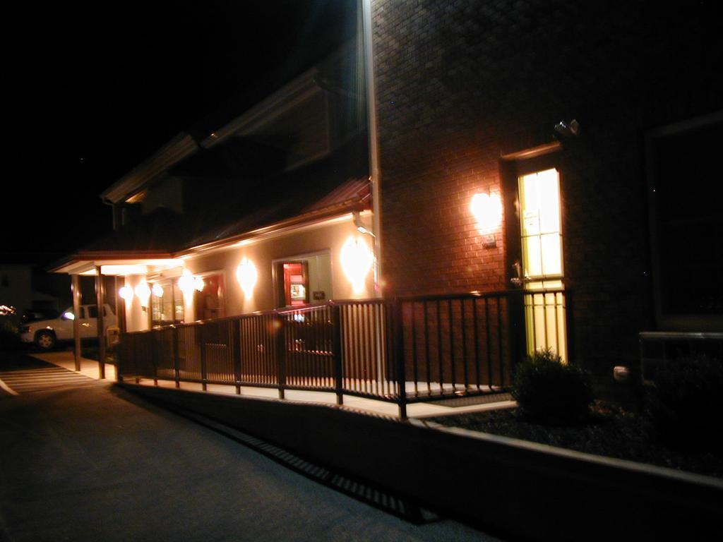 Hotel Dushore Buitenkant foto
